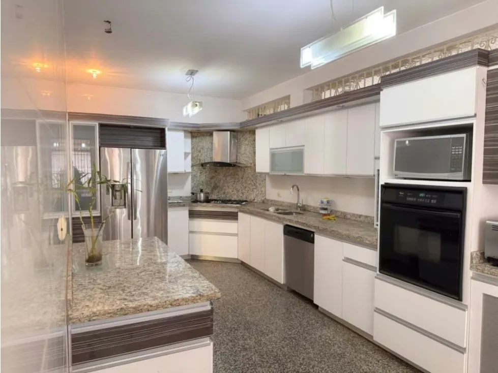 Casa en venta 542m², Colinas de bello monte * - 12