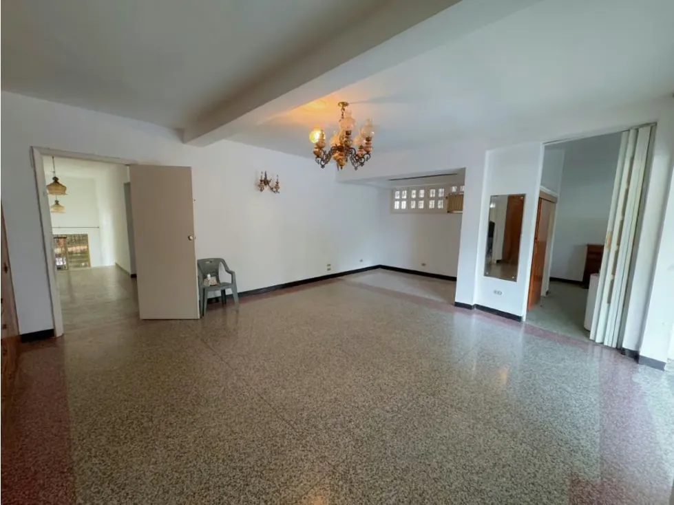 Casa en venta 542m², Colinas de bello monte * - 9