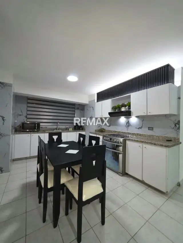 Penthouse en La Granja Res. Las Aves Naguanagua