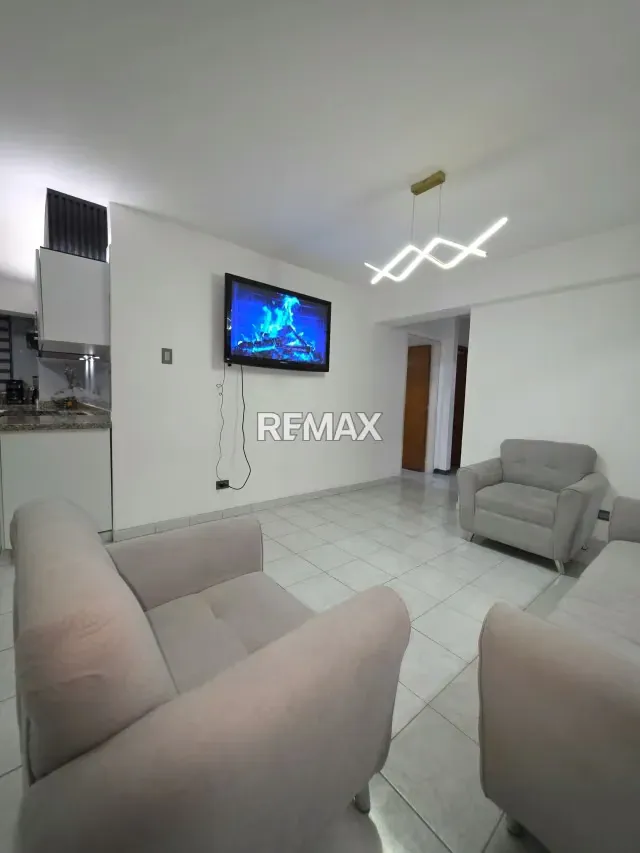 Penthouse en La Granja Res. Las Aves Naguanagua - 2