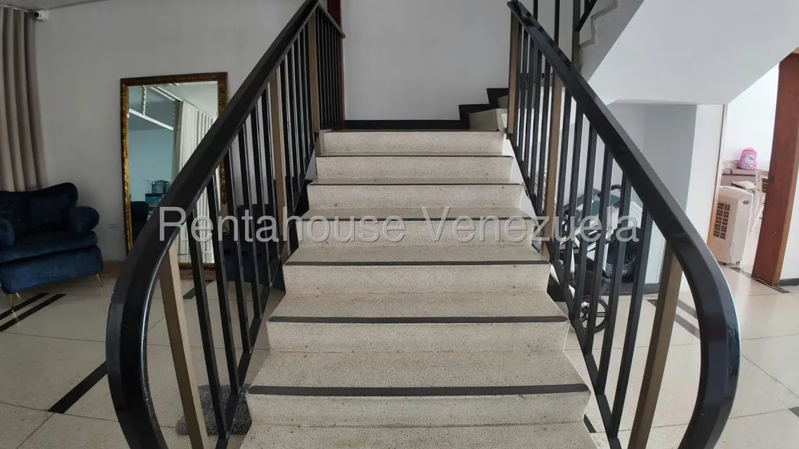 Casa (1 Nivel) en Venta en San Roman, Distrito Metropolitano - 17