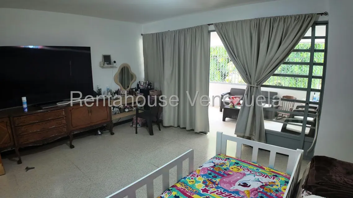 Casa (1 Nivel) en Venta en San Roman, Distrito Metropolitano - 32