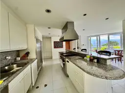 View 16