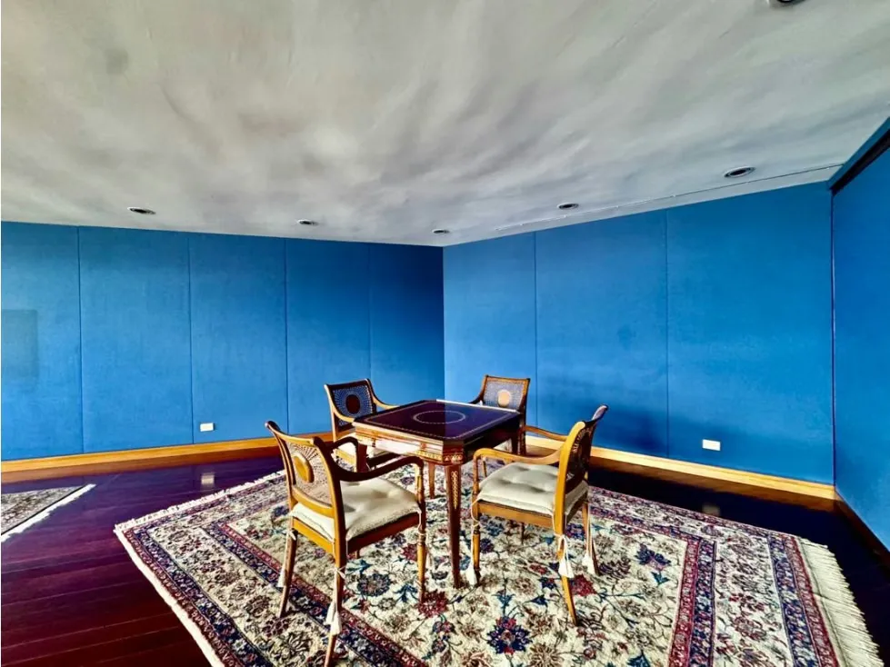 Se vende casa 1.100m2 5h+2s+2ch/10b/10p Cerro Verde - 48