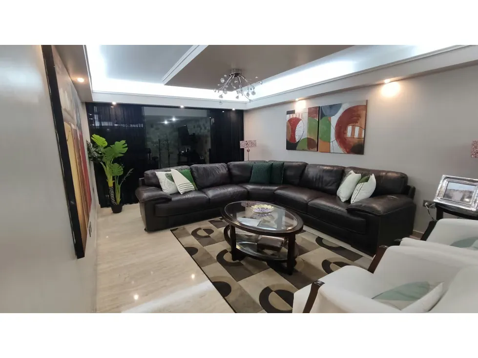 COLINAS DE LA TAHONA PB 284 M2, 4 HAB, 3 1/2 BAÑOS y 2 P/E - 11