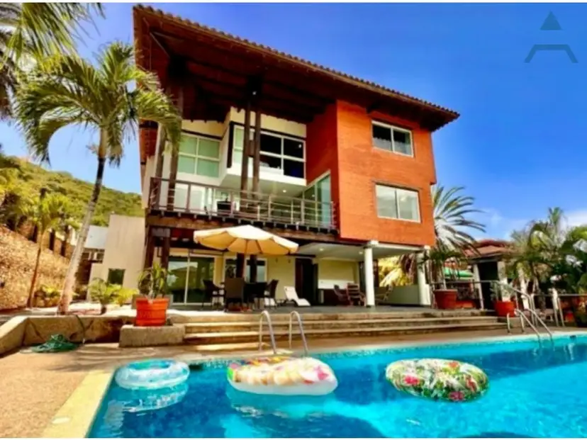 Se vende casa 1475m² 3h+s/4b+s/4p Agua de vaca, Nueva Esparta