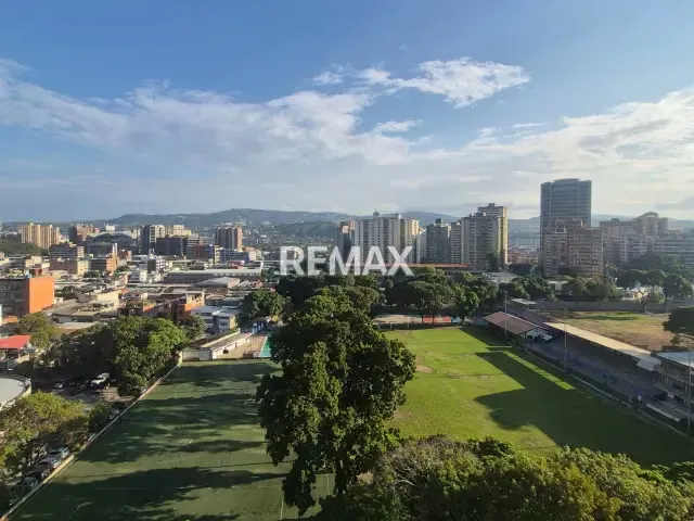 APARTAMENTO EN ALQUILER - MONTECRISTO, AV. RÓMULO GALLEGOS - 2