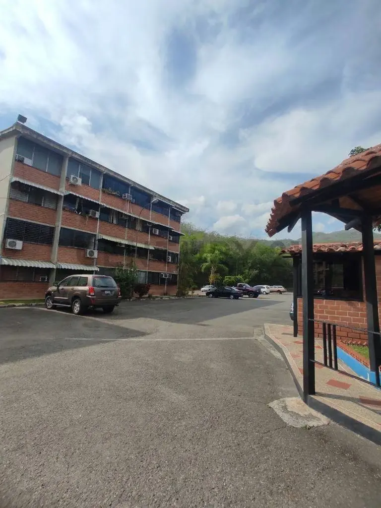 EN VENTA APARTAMENTO EN CIUDAD CASARAPA - 3