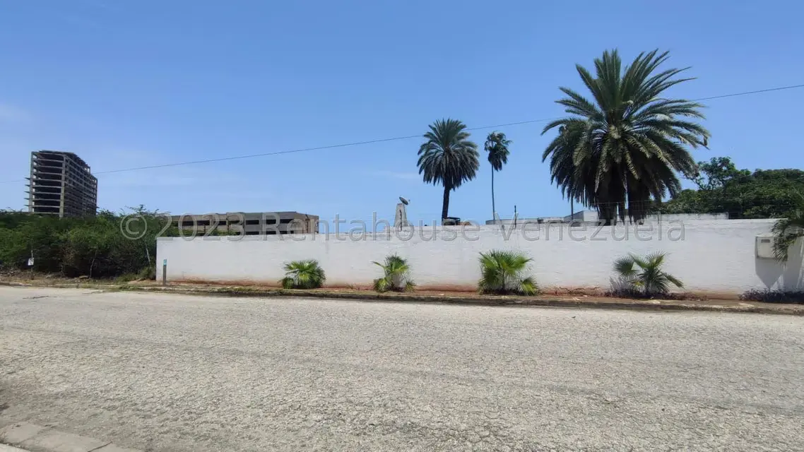Casa (Multipes Niveles) en Venta en Playa el Angel, Nueva Esparta - 4