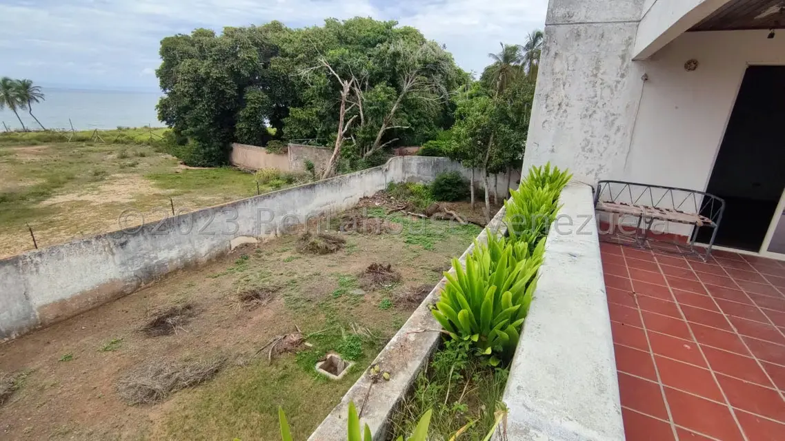 Casa (Multipes Niveles) en Venta en Playa el Angel, Nueva Esparta - 57
