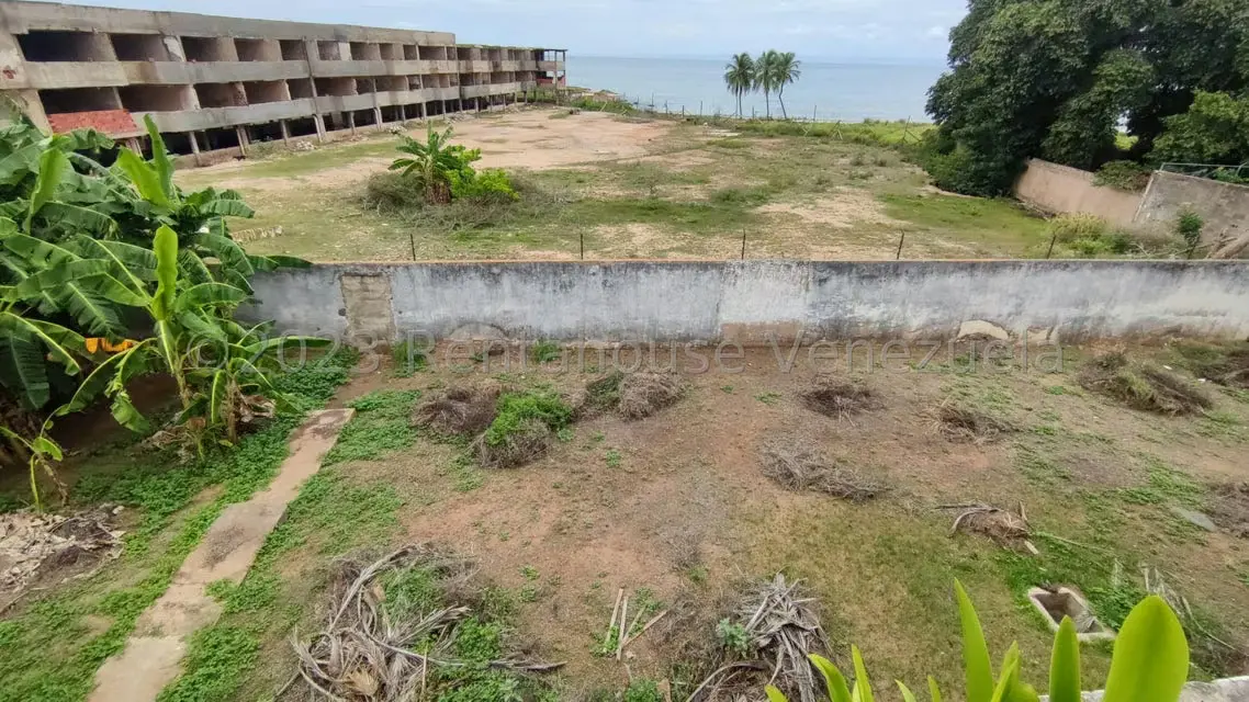 Casa (Multipes Niveles) en Venta en Playa el Angel, Nueva Esparta - 58
