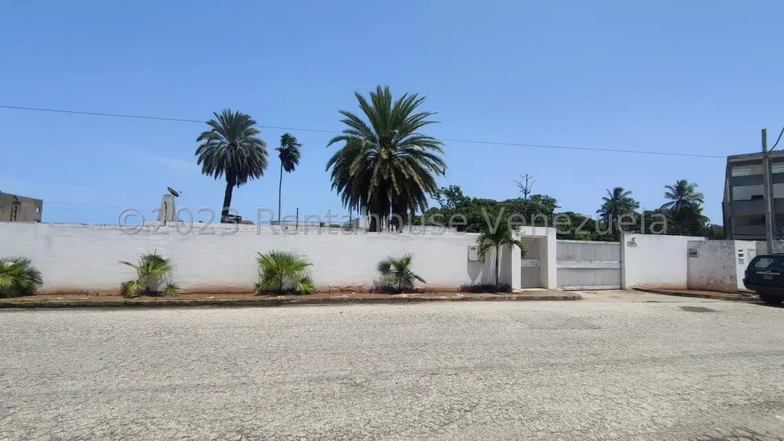 Casa (Multipes Niveles) en Venta en Playa el Angel, Nueva Esparta - 83