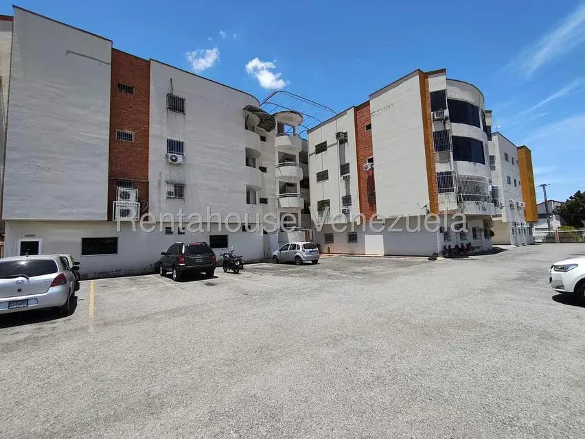 Apartamento (1 Nivel) en Venta en Las Cayenas, Aragua - 24