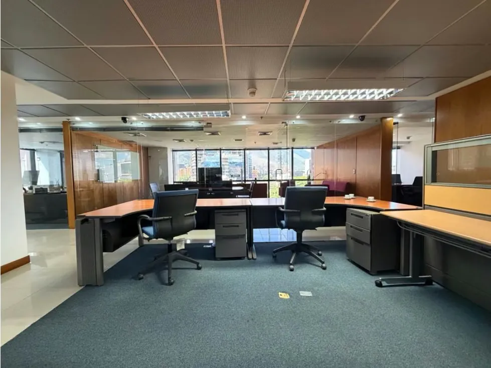 Se vende oficina 327m² 3b+6e Las Mercedes - 24