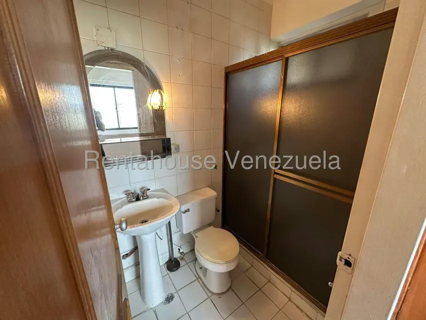 Apartamento (Duplex) en Alquiler en Los Mangos, Carabobo - 13