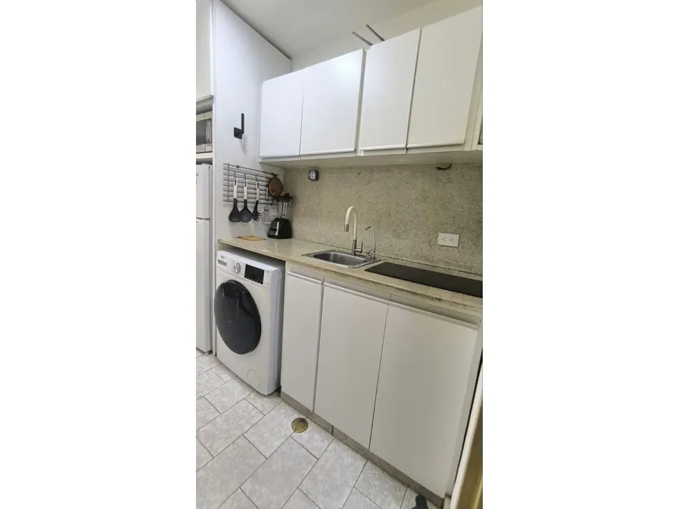 EN VENTA APARTAMENTO ROMULO GALLEGOS - 3