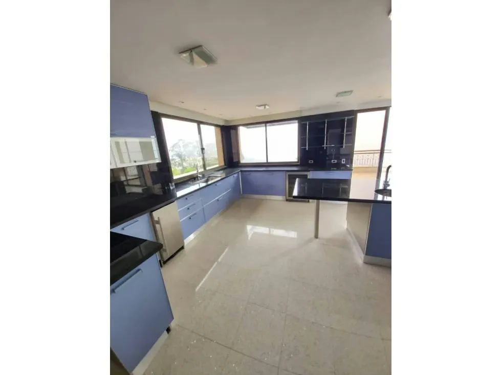 Se alquila apartamento 500m2 + Terraza 500m2 Los Naranjos del Cafetal - 7