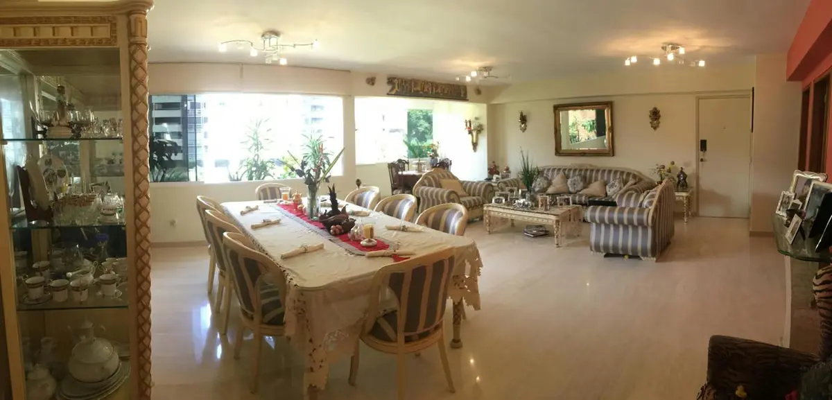 Apartamento (1 Nivel) en Venta en Lomas de La Lagunita, Distrito Metropolitano - 4