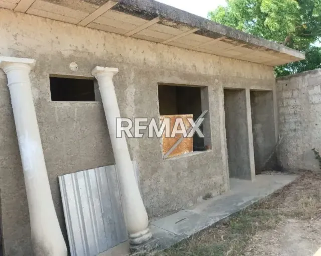CASA FAMILIAR DE UNA SOLA PLANTA EN LA URBANIZACION VILLA COLONIAL - 19