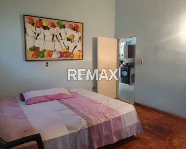 CASA FAMILIAR DE UNA SOLA PLANTA EN LA URBANIZACION VILLA COLONIAL - 8