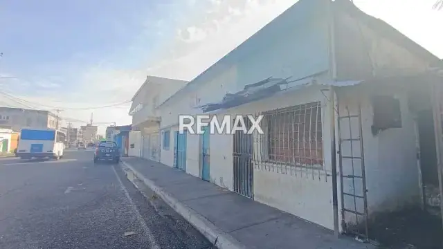 En el Palito de Acarigua, tengo un Terreno-Local para TI.