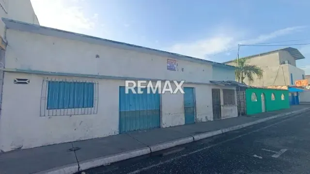 En el Palito de Acarigua, tengo un Terreno-Local para TI. - 3