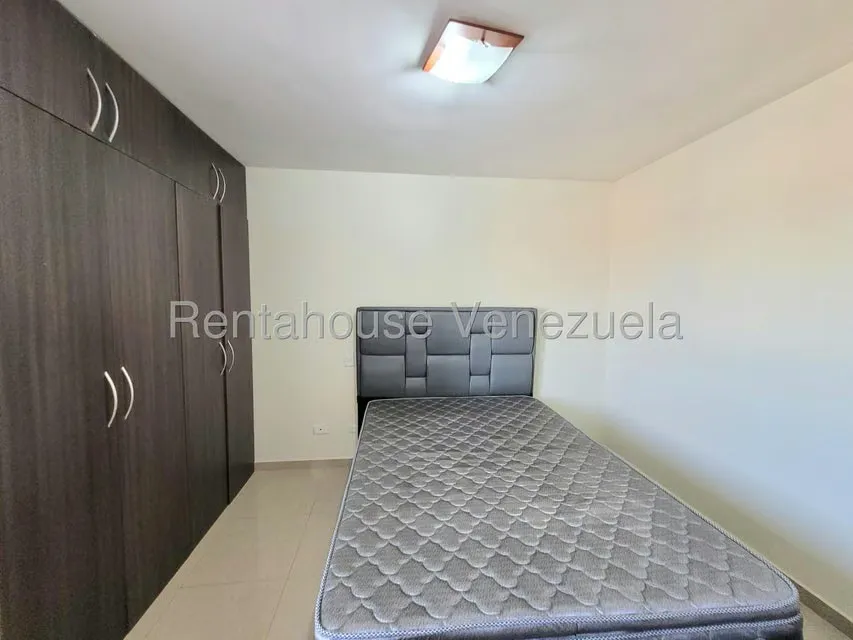 Apartamento (1 Nivel) en Alquiler en Ciudad Roca, Lara - 14