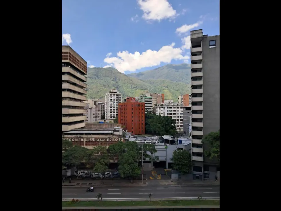 Vendo oficina 174m2 Avenida Libertador 4197 - 14
