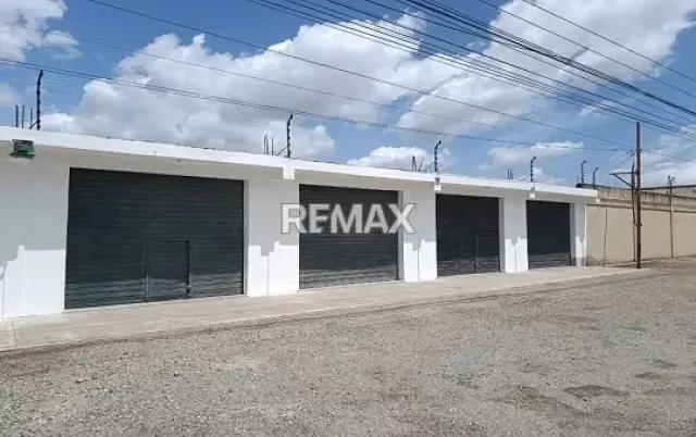 Local C , en alquiler km 11 Av Florencio Jimenez - 7