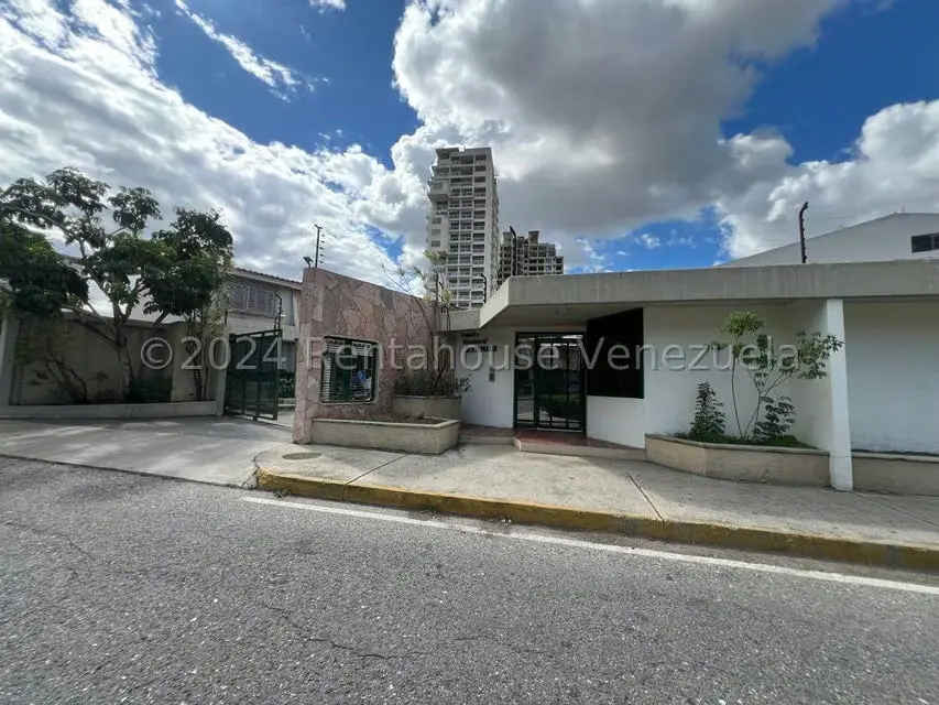 Casa (Multipes Niveles) en Venta en Zona Este, Lara - 3