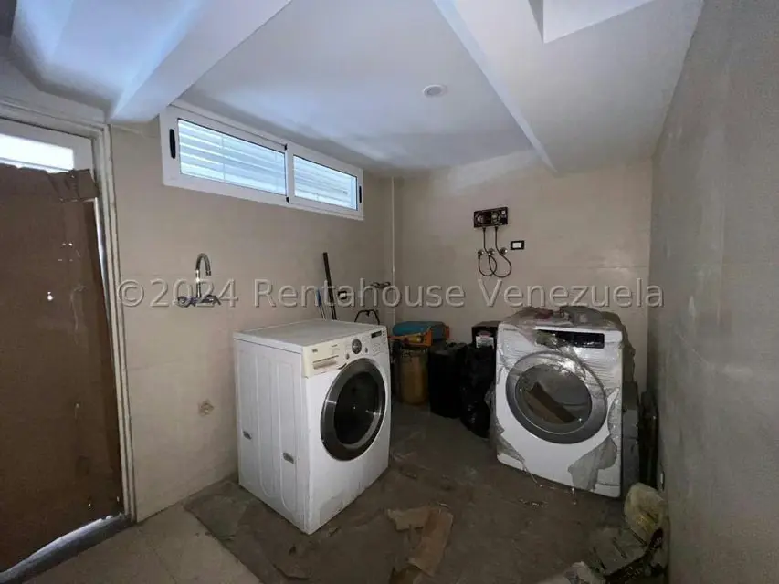 Casa (Multipes Niveles) en Venta en Zona Este, Lara - 49