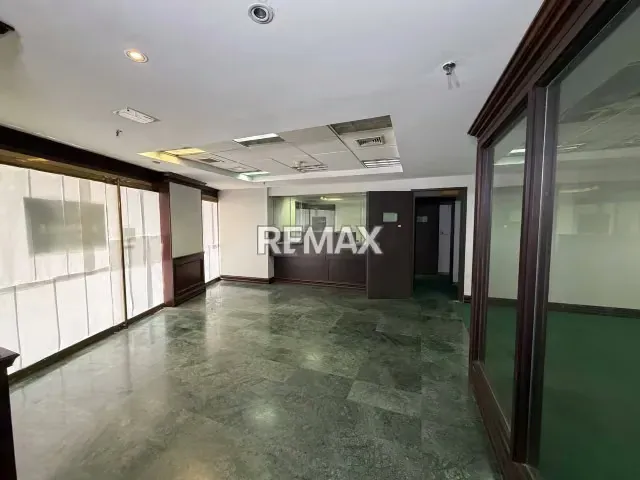 Alquiler de local de 122 m² en la Lagunita - 3