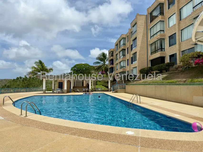 Apartamento (1 Nivel) en Alquiler en Mirador Bahía de Buche, Miranda - 12
