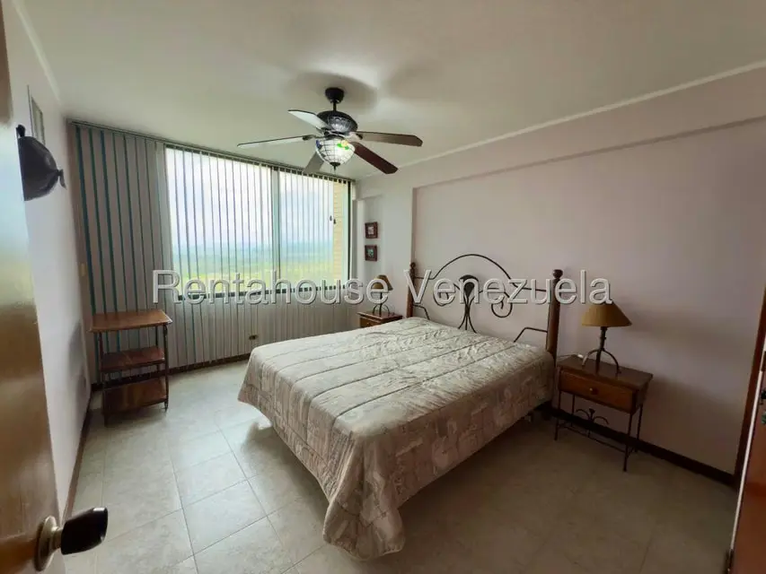 Apartamento (1 Nivel) en Alquiler en Mirador Bahía de Buche, Miranda - 7