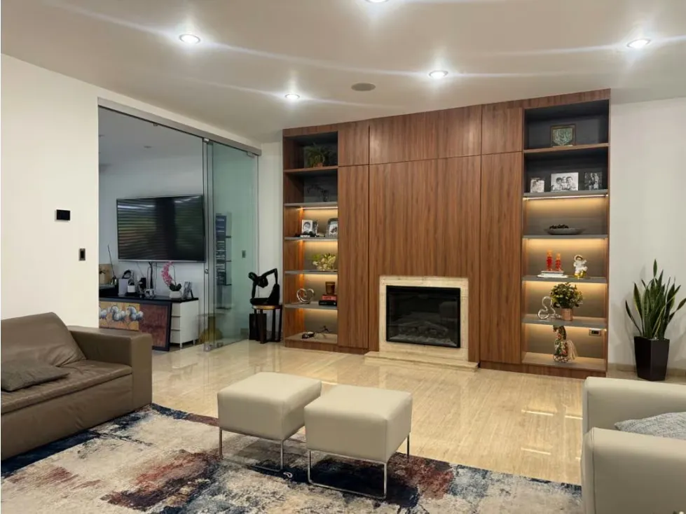 Se vende PB remodelado 578m2 La Lagunita 9620 - 6