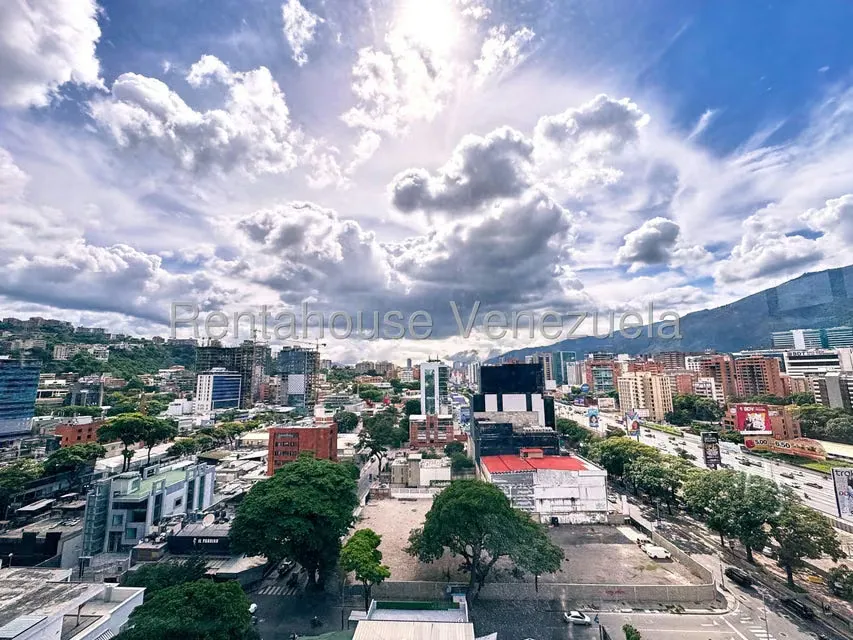 Oficina en Venta en Las Mercedes, Distrito Metropolitano - 8