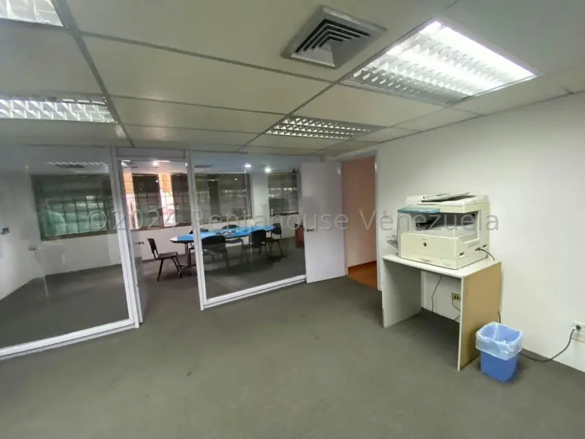 Oficina en Venta en Macaracuay, Distrito Metropolitano - 11