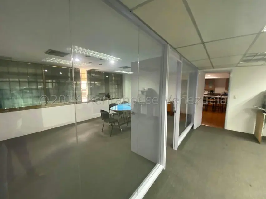 Oficina en Venta en Macaracuay, Distrito Metropolitano - 18