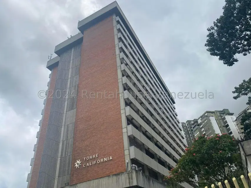Oficina en Venta en Macaracuay, Distrito Metropolitano - 2