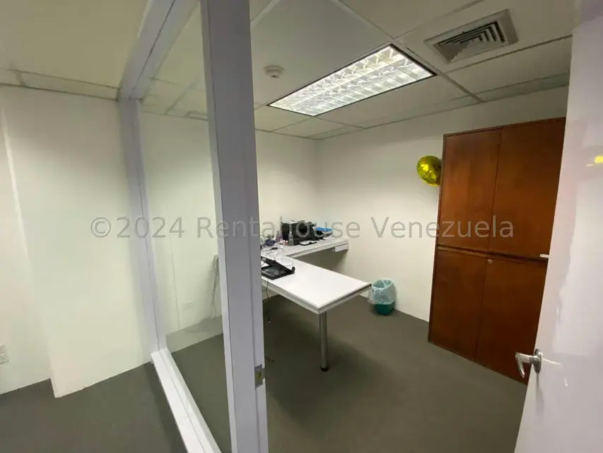Oficina en Venta en Macaracuay, Distrito Metropolitano - 10