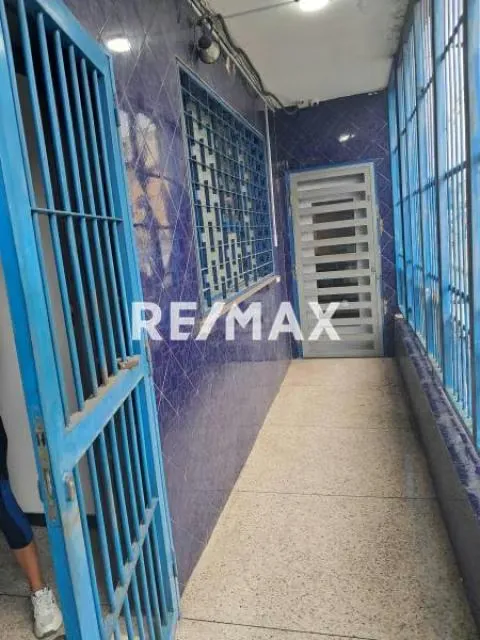 Alquiler de bella oficina en Zona Centro de la Ciudad de la Victoria - 2