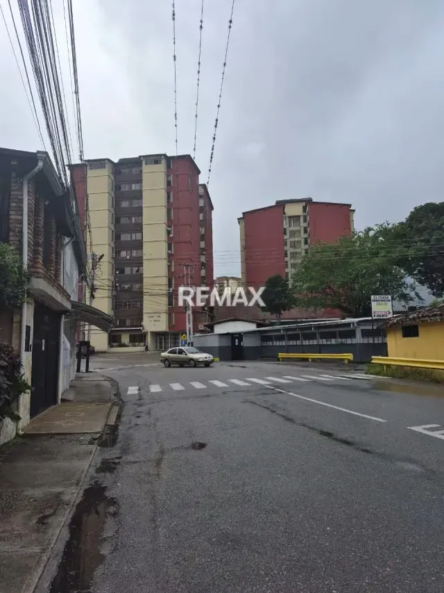 En ALQUILER Fondo de Comercio tipo Bodega Abasto Ubicación estratégica: Pueblo Nuevo - La Popita