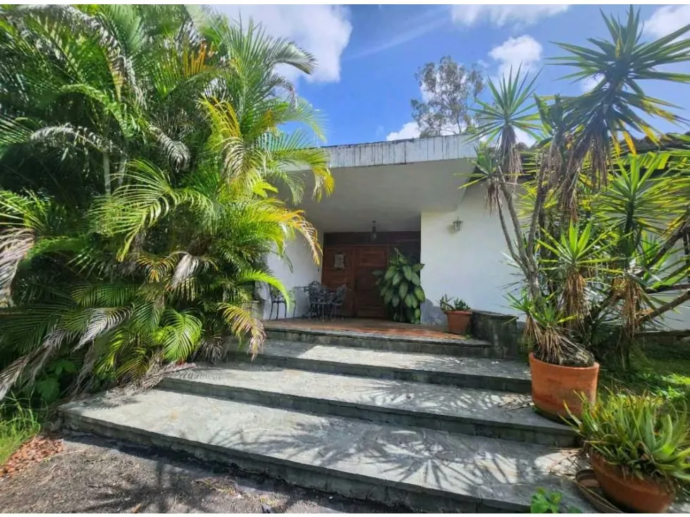 Vendo casa 1200m2 Los Campitos 3264