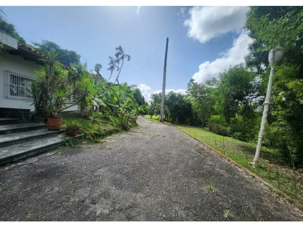 Vendo casa 1200m2 Los Campitos 3264 - 3
