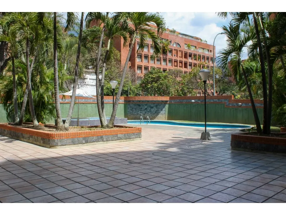ALQUILER DE APARTAMENTO EN CAMPO ALEGRE, CHACAO - 2