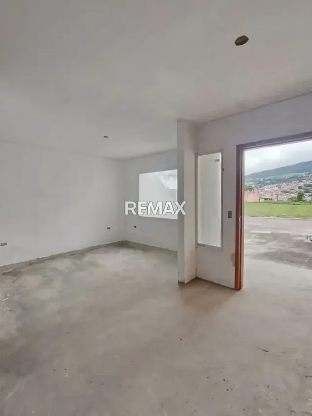 Casa en obra blanca (02) - 5