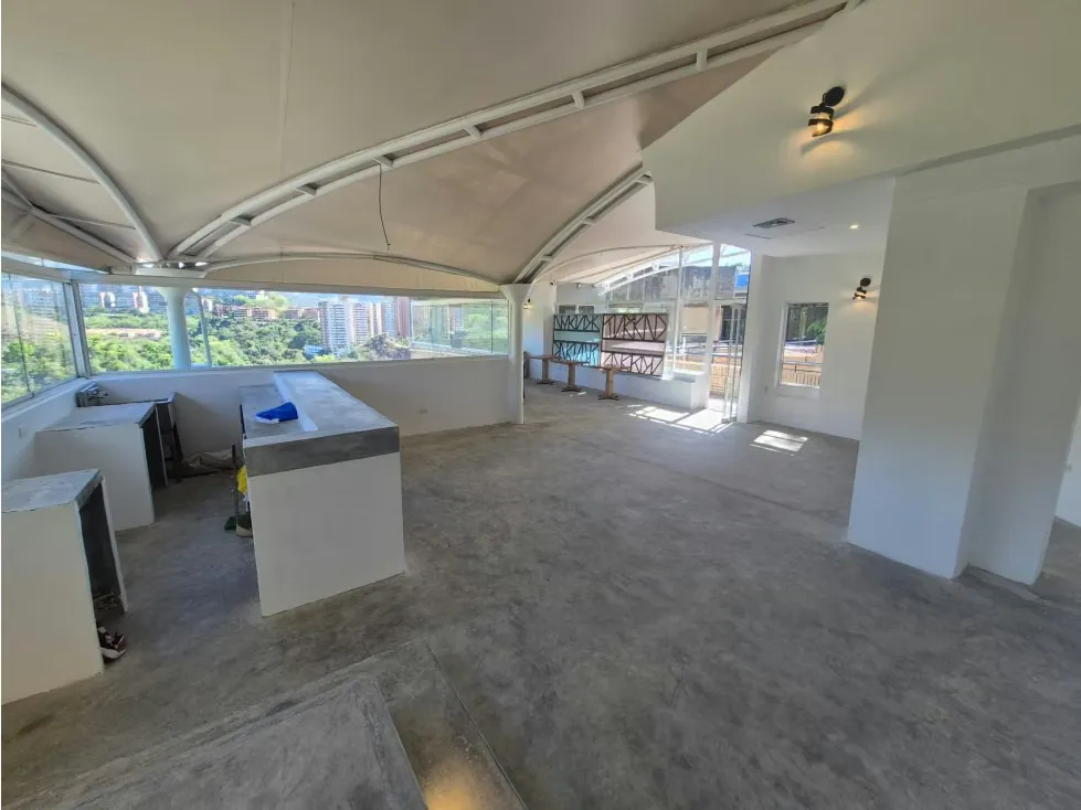 Local Comercial en venta en Los Samanes - 17