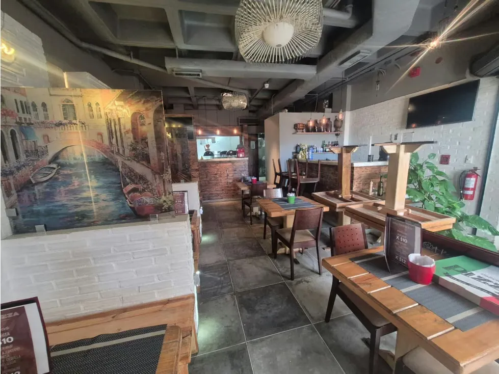 Local Comercial en venta en Los Samanes - 5