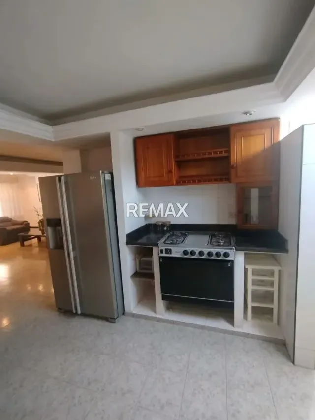 SE VENDE HERMOSA CASA, UBICADA EN EL SECTOR LAS ACACIAS - 3