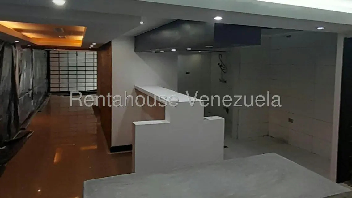 Local Comercial en Venta en Sector San Pedro, Miranda - 9